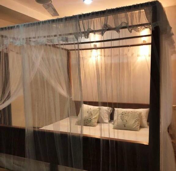 بنسيون Luminous Home Stay