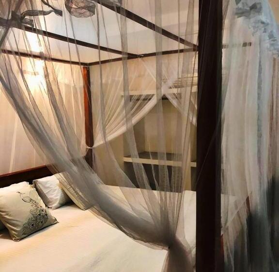 بنسيون Luminous Home Stay