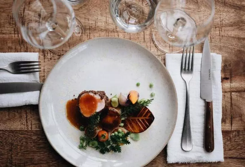 リゾートホテル Bandiat Le Domaine