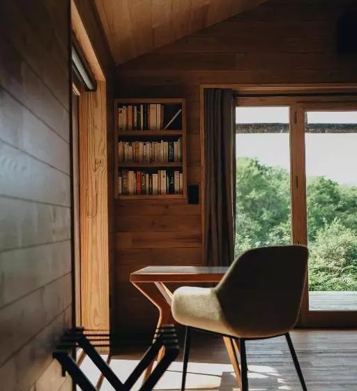 リゾートホテル Bandiat Le Domaine