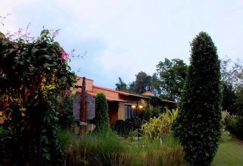 Villa Tuscany Country Resort