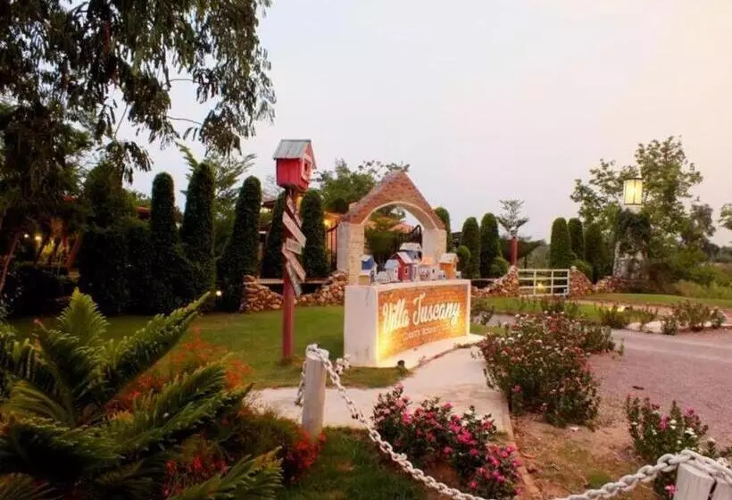 Villa Tuscany Country Resort