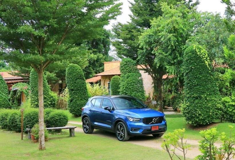 Villa Tuscany Country Resort