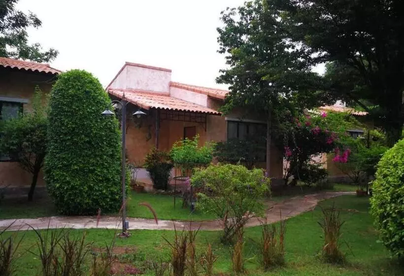 Villa Tuscany Country Resort