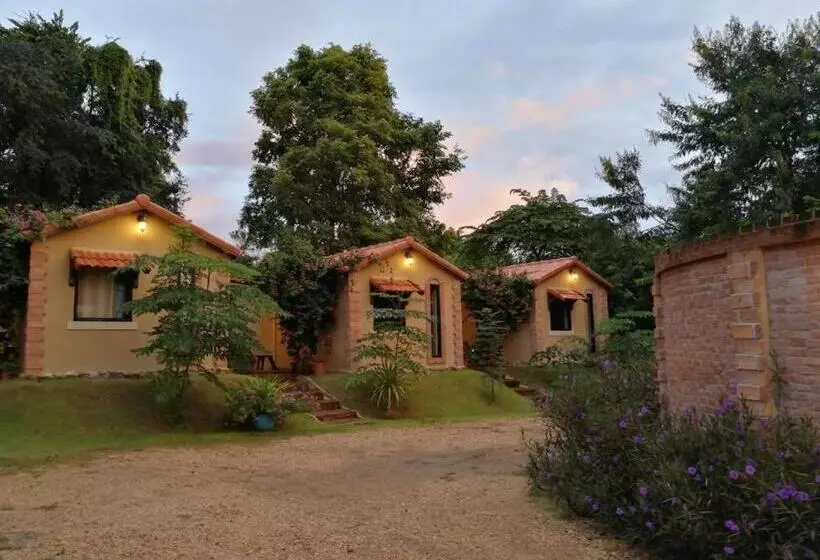 Villa Tuscany Country Resort