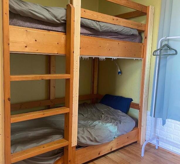 Hospedaria Surf Stay