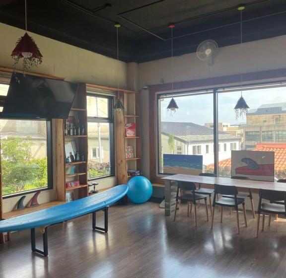 Hospedaria Surf Stay