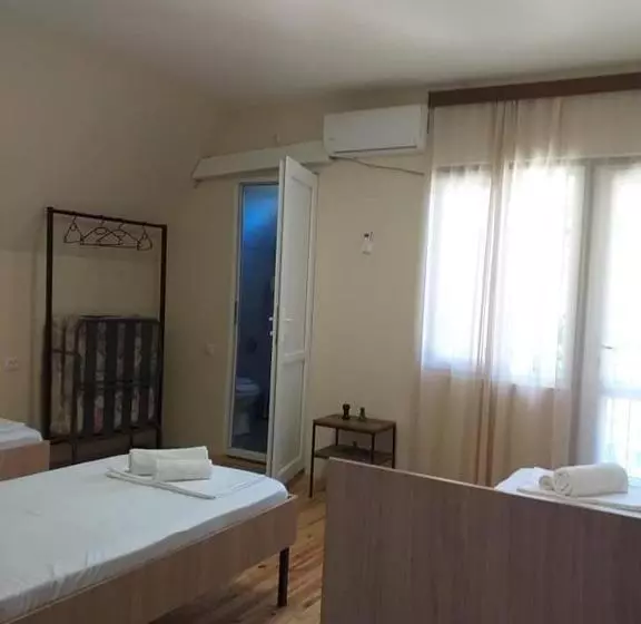 هاستل Dali S Guest House