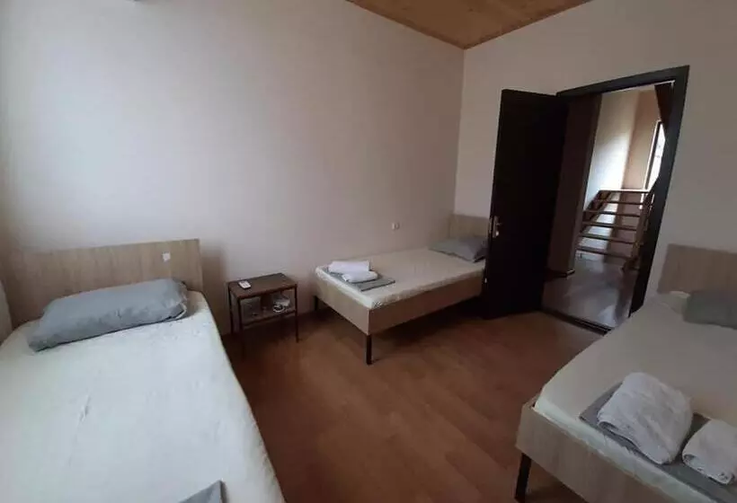 هاستل Dali S Guest House