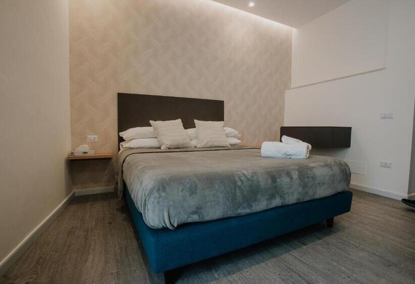 צימר Marcone Luxury Rooms   Il Giardino Di Pietra