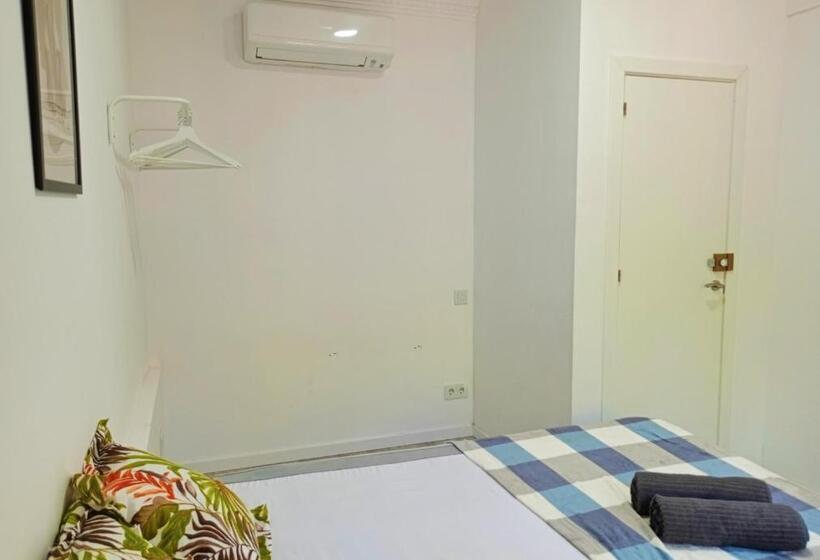 تختخواب و صبحانه Palla R2