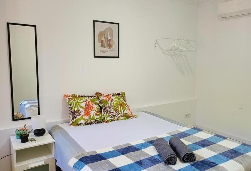 تختخواب و صبحانه Palla R2