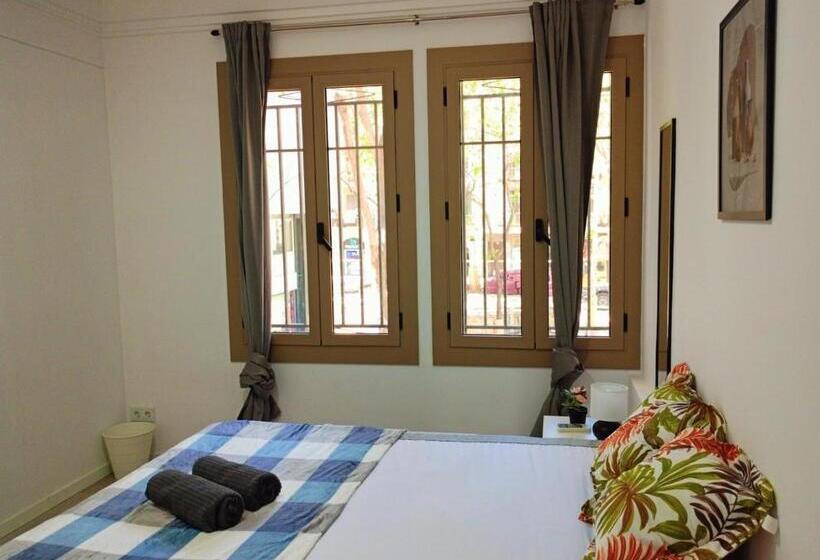 تختخواب و صبحانه Palla R2