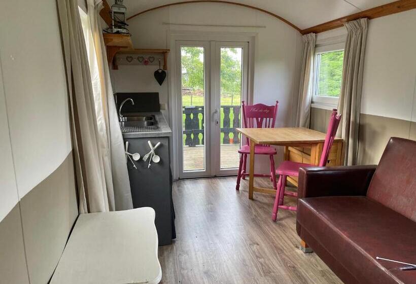 ベッドアンドブレックファースト Pipowagen Mamaloe