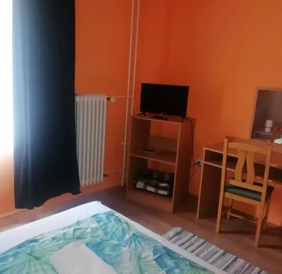 Hotelli Béke Szálló