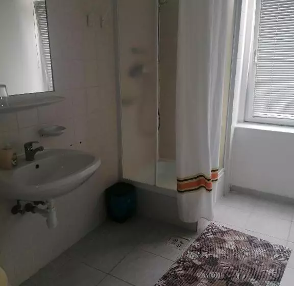 Hotelli Béke Szálló