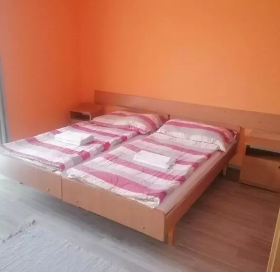 Hotelli Béke Szálló