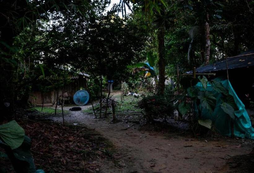 מלון כמוסות Eco Hospedaje Ata Ladrilleros