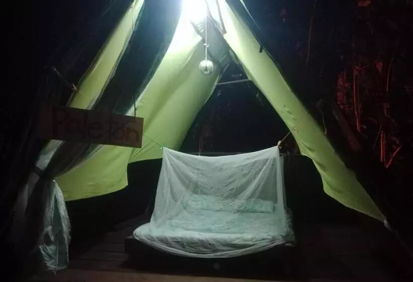 Kapselihotelli Eco Hospedaje Ata Ladrilleros