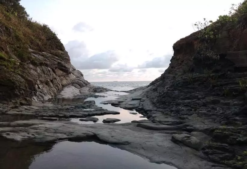 Kapselihotelli Eco Hospedaje Ata Ladrilleros