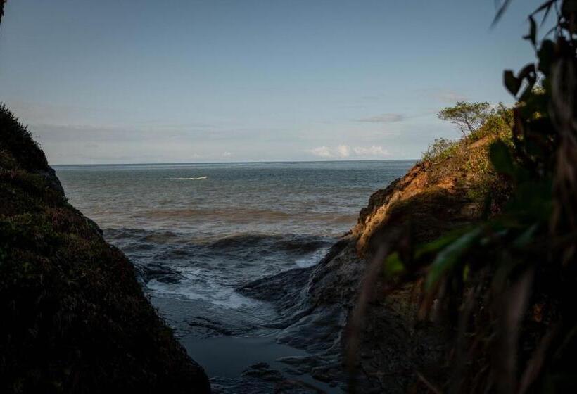 מלון כמוסות Eco Hospedaje Ata Ladrilleros