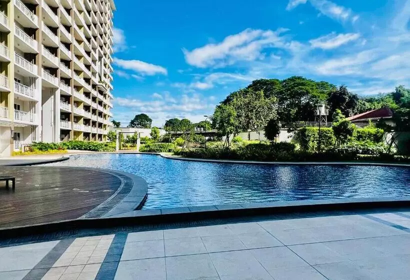 ホテル Gina Staycation Condo Unit