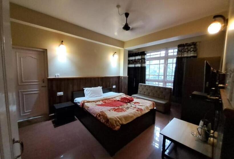 בית מלון כפרי Shayabong