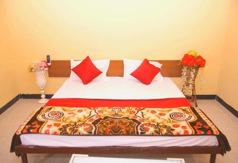 בית מלון כפרי Shri Shyam Palace