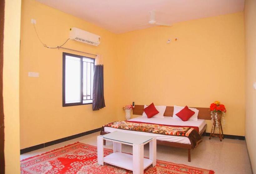 בית מלון כפרי Shri Shyam Palace