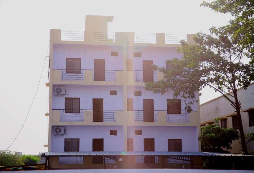 בית מלון כפרי Shri Shyam Palace