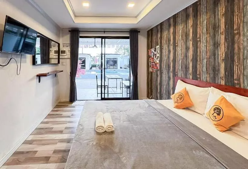 Hotelli The Toy Hoteru Resort Rayong