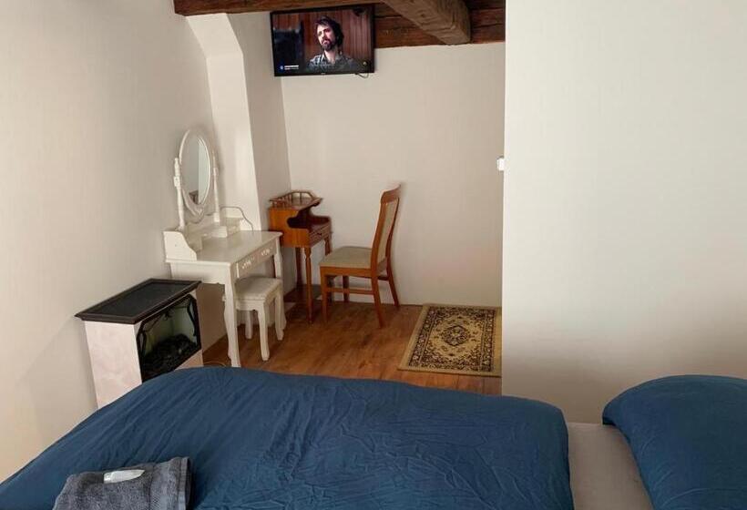 酒店 Ubytování Na Farmě