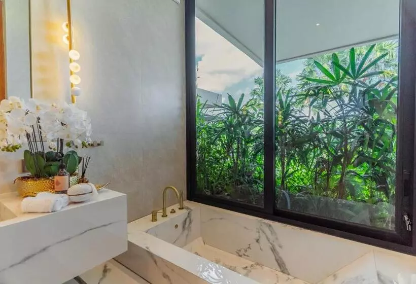 ホテル Villa Morada Canggu By Nakula