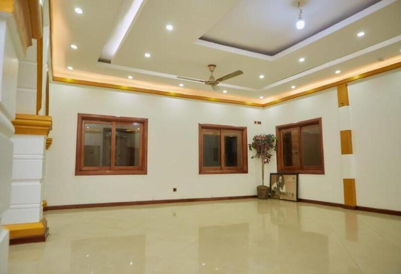 펜션 247 Executive Lodge