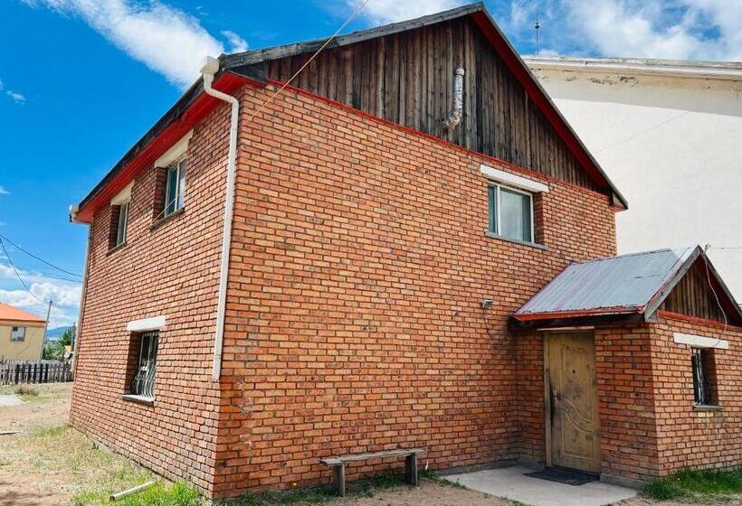 پانسیون Ayanchin Guest House