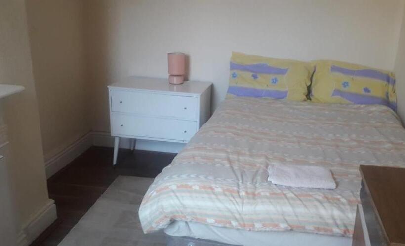 펜션 Bright Home Guest House