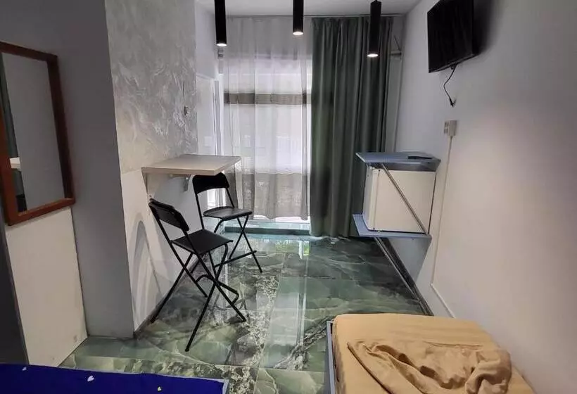 پانسیون Confort Acf Tineretului
