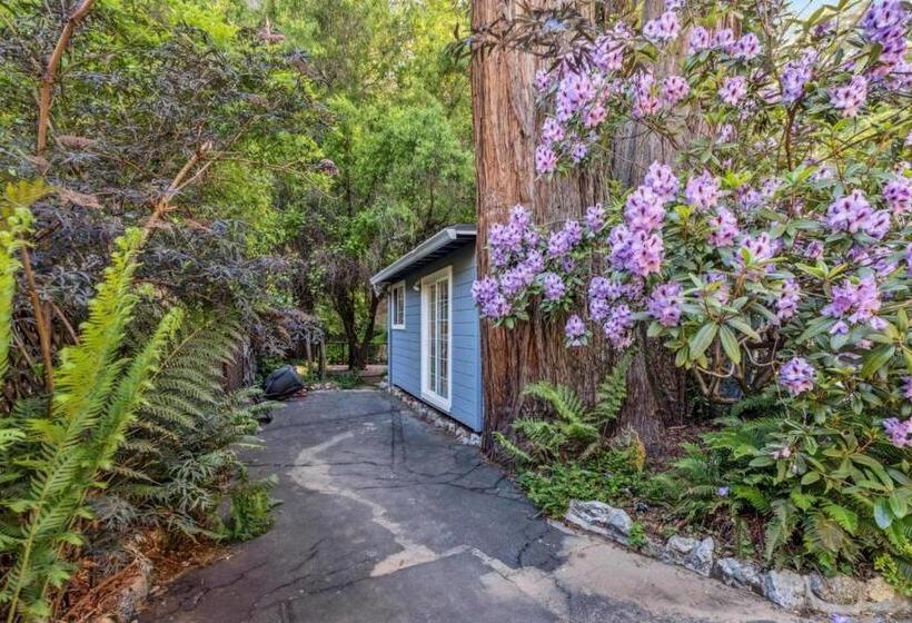 膳宿费 Either Way Hideaway