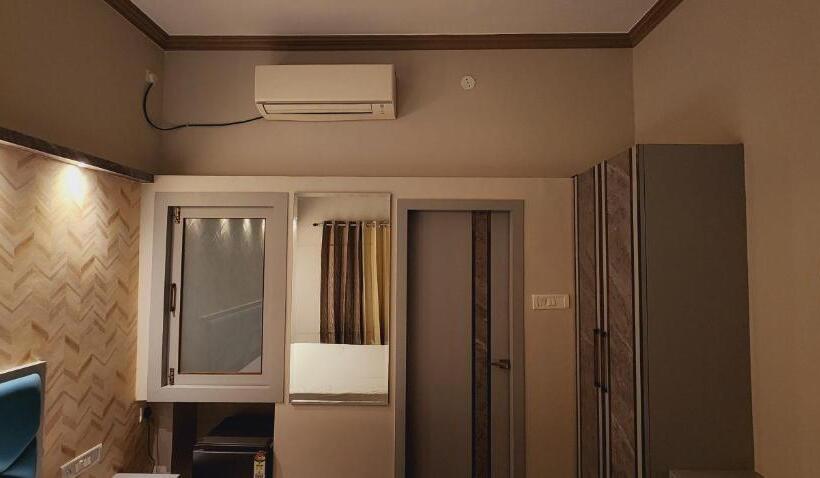 Пансион Ifa Inn P Guest House