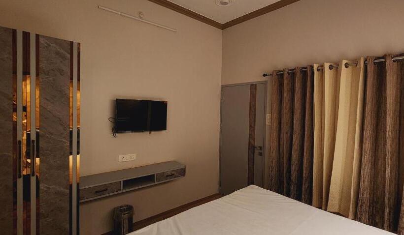 Пансион Ifa Inn P Guest House