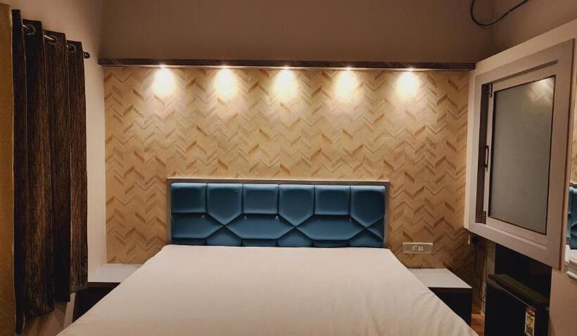 Пансион Ifa Inn P Guest House