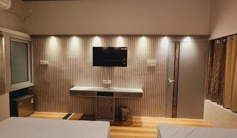 Пансион Ifa Inn P Guest House