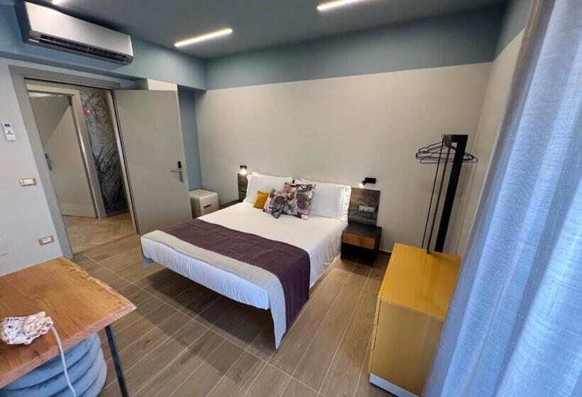 Пансион Luci Sul Mare  Boutique Rooms