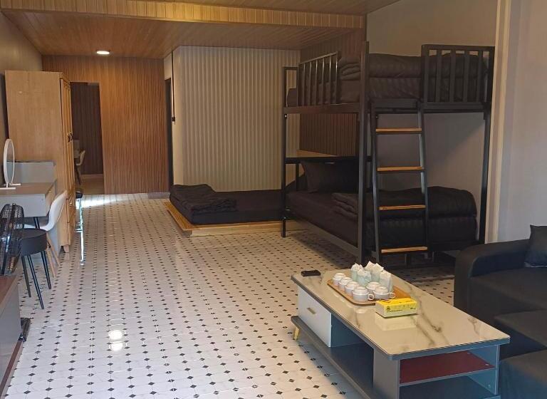 بنسيون Patchara Home