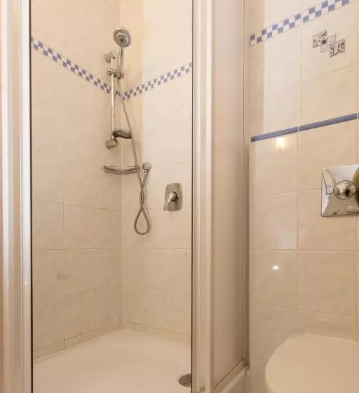 Majatalo Penzion U černého čápa