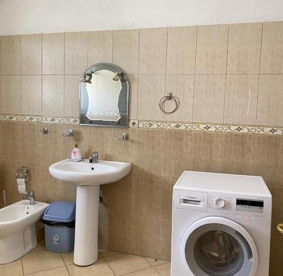 پانسیون Roelka Guest House