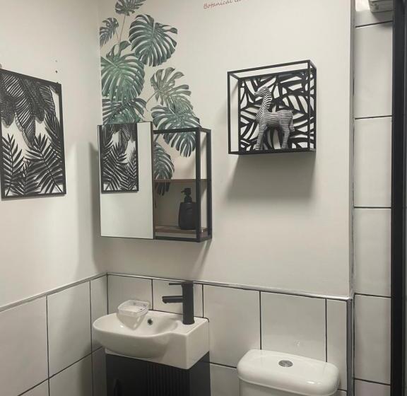 膳宿费 The Coachmans Cottage