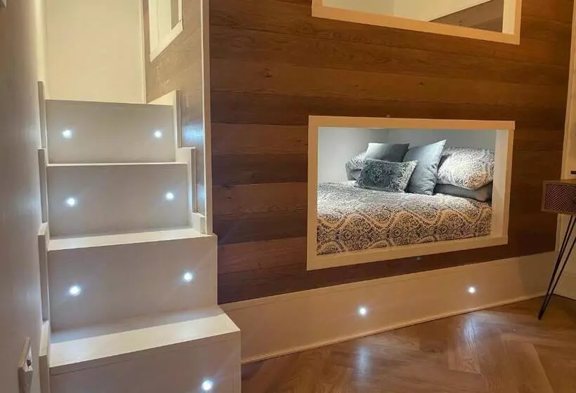 ペンション The Coachmans Cottage