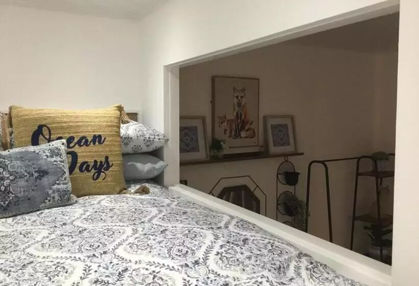 ペンション The Coachmans Cottage