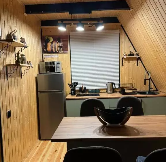 پانسیون Woodlandracha